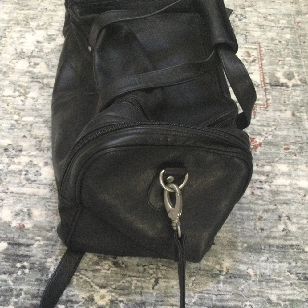 Royce New York Leather Duffle Bag